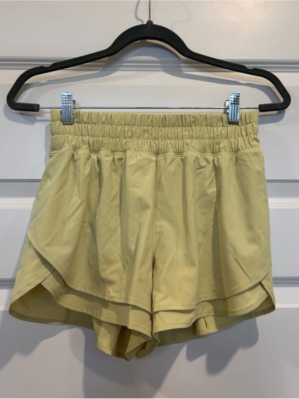Calia BNWT Women's Light Green High Rise Step Up Shorts With Liner XS